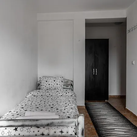 Rozmantic 3* スコピエ